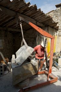 Blaise Charlet, l'artiste dans son atelier