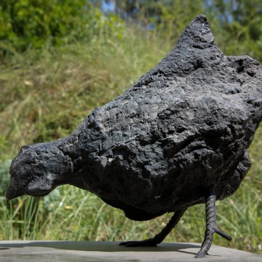 "La poule", sculpture en bronze. Taille 40x40x26cm.