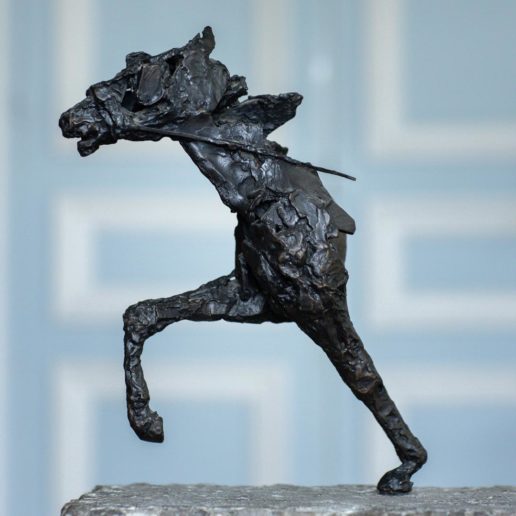 "Trotteur", sculpture en bronze. Taille 17x16cm.